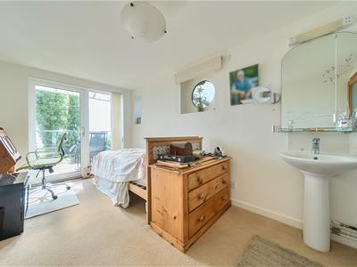 Picture 19
